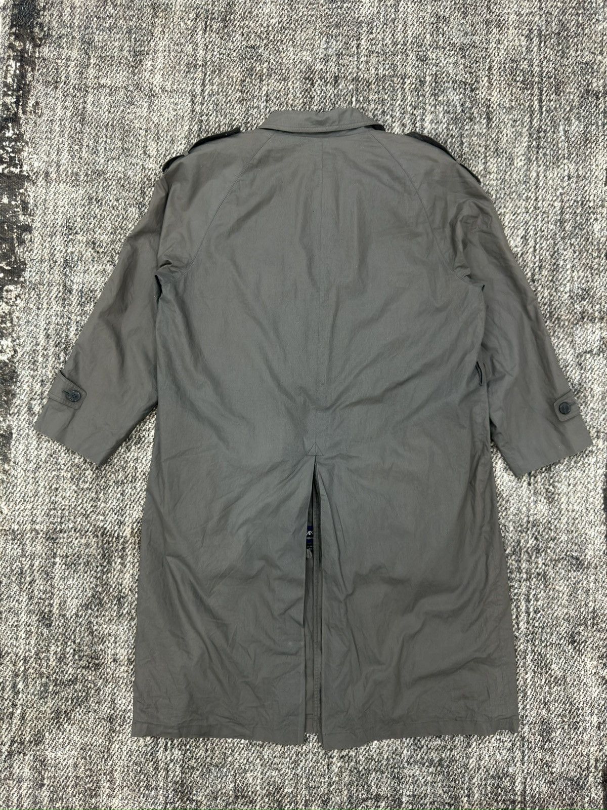 Yves Saint Laurent Yves Saint Laurent Pour Homme Olive Light Trench Coat Size US L / EU 52-54 / 3 - 6 Thumbnail