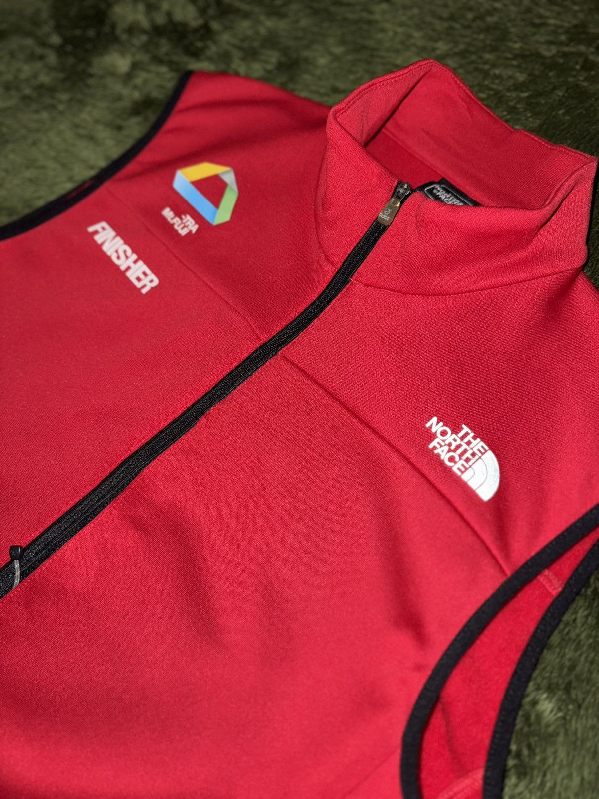 The North Face [M] The North Face 2015 Fuji Mountain Trail Finisher Vest Size US M / EU 48-50 / 2 - 2 Thumbnail