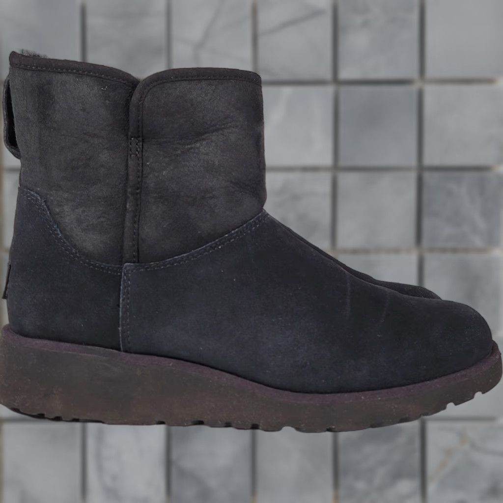 Ugg VINTAGE UGG Kristin Ankle Boots Black Suede 1012497 Women's Size 9.5/39.5 Leather Sheepskin Lining Slip-On Wedge Heel Size US 10 / IT 40 - 1 Thumbnail