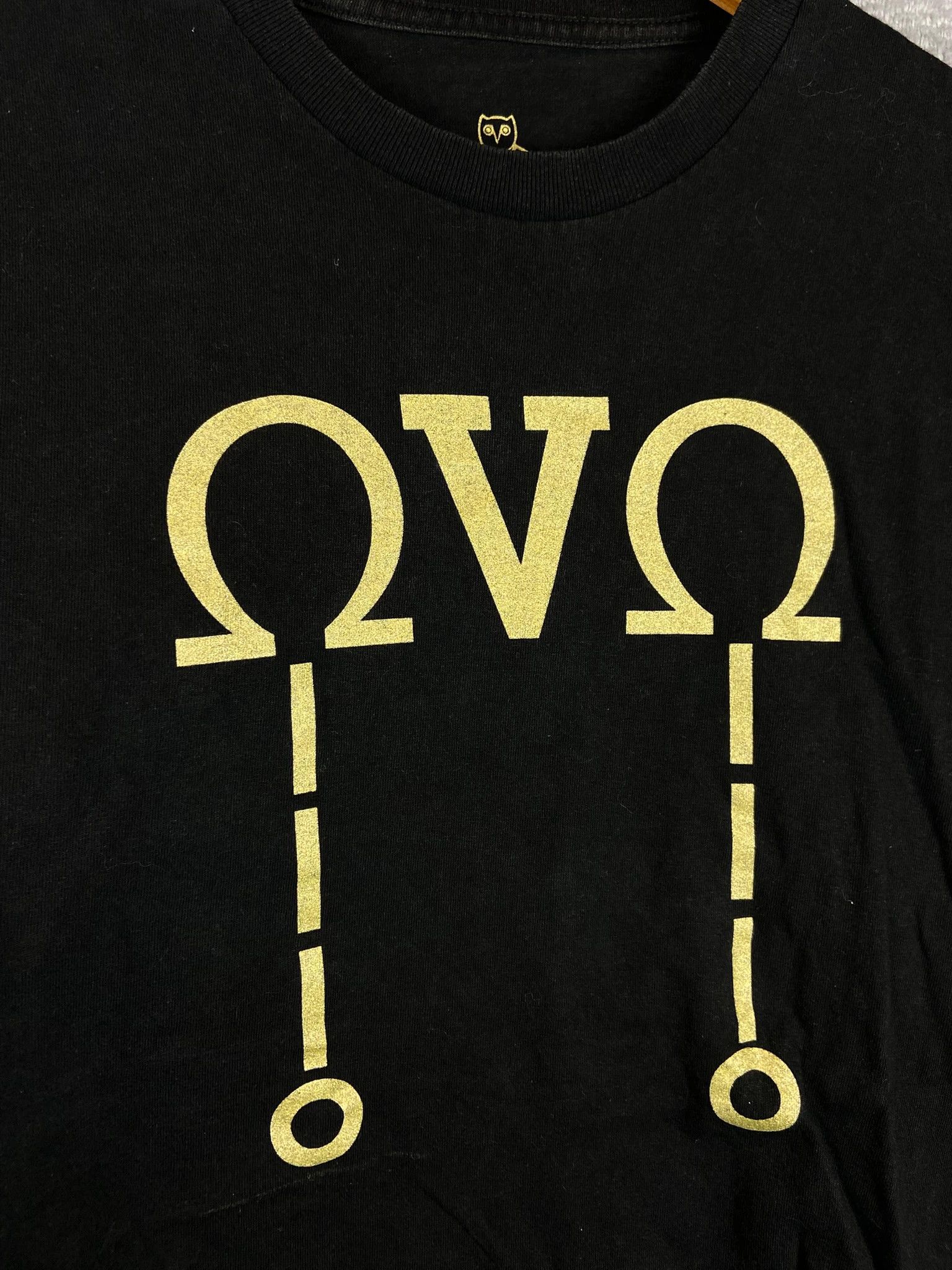 October's Very Own OVO Gold Logo Tee Black Medium Size US M / EU 48-50 / 2 - 2 Thumbnail