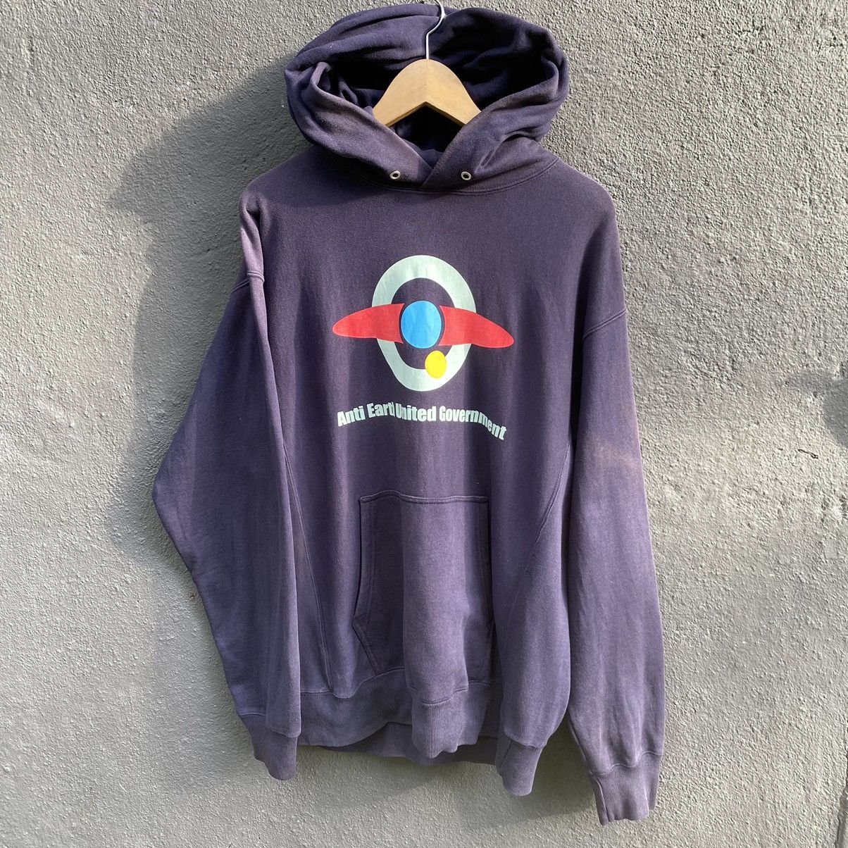 Anime Thrashed Faded Vintage Gundam Anime ERD GRUNGE HOODIE Size US L / EU 52-54 / 3 - 1 Thumbnail