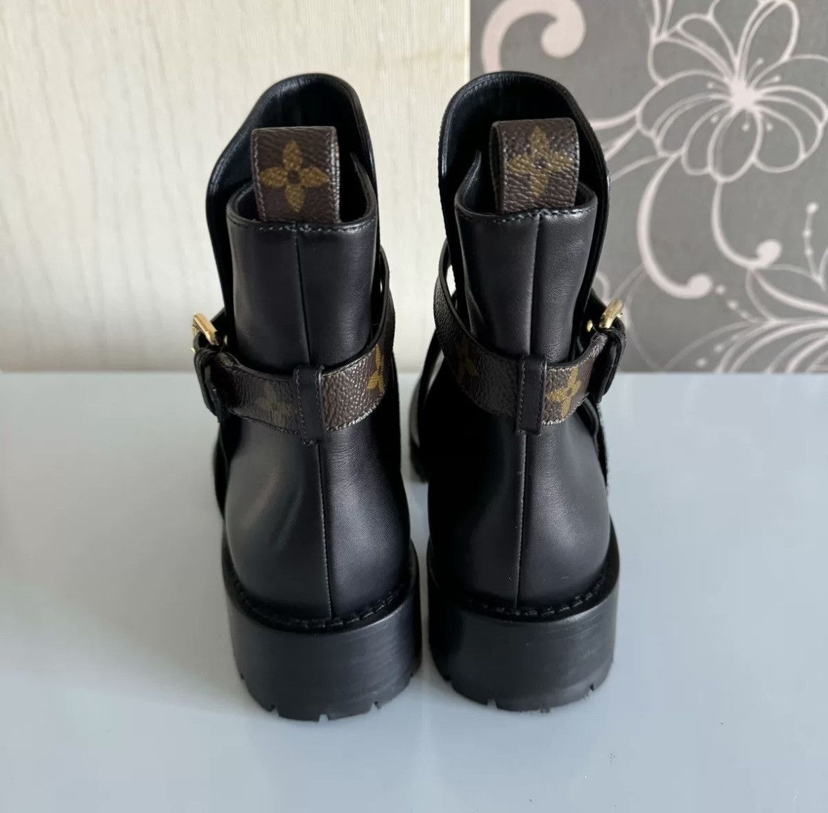 Louis Vuitton Louis Vuitton discovery Size US 8 / EU 41 - 3 Thumbnail