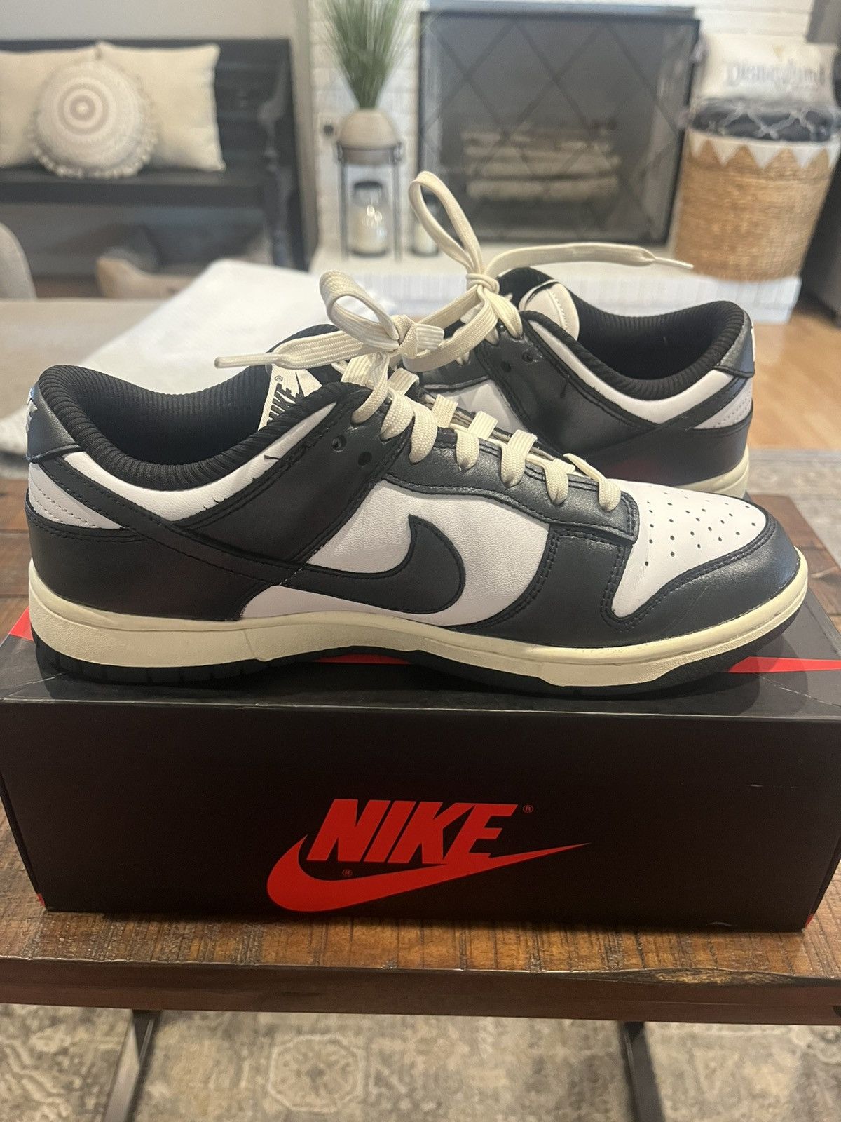 Nike Nike Dunk Low “Vintage Panda” Size US 9.5 / IT 39.5 - 5 Thumbnail