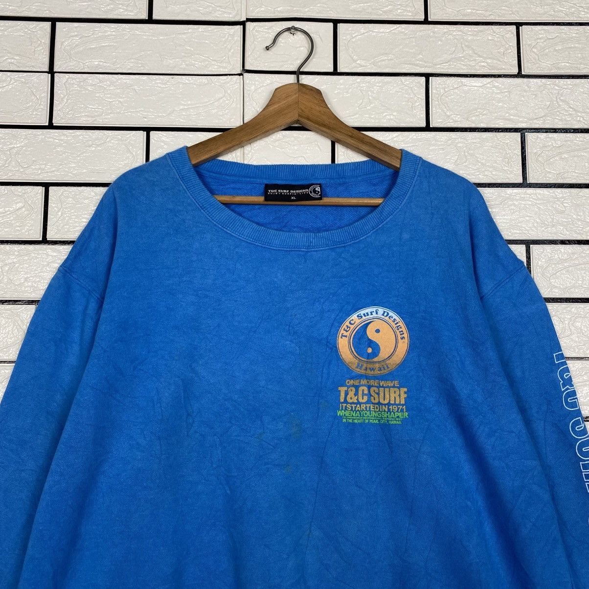 Japanese Brand 📌Vintage Sweatshirt T&C Surf Hawaii Big Logo Size US XL / EU 56 / 4 - 4 Thumbnail