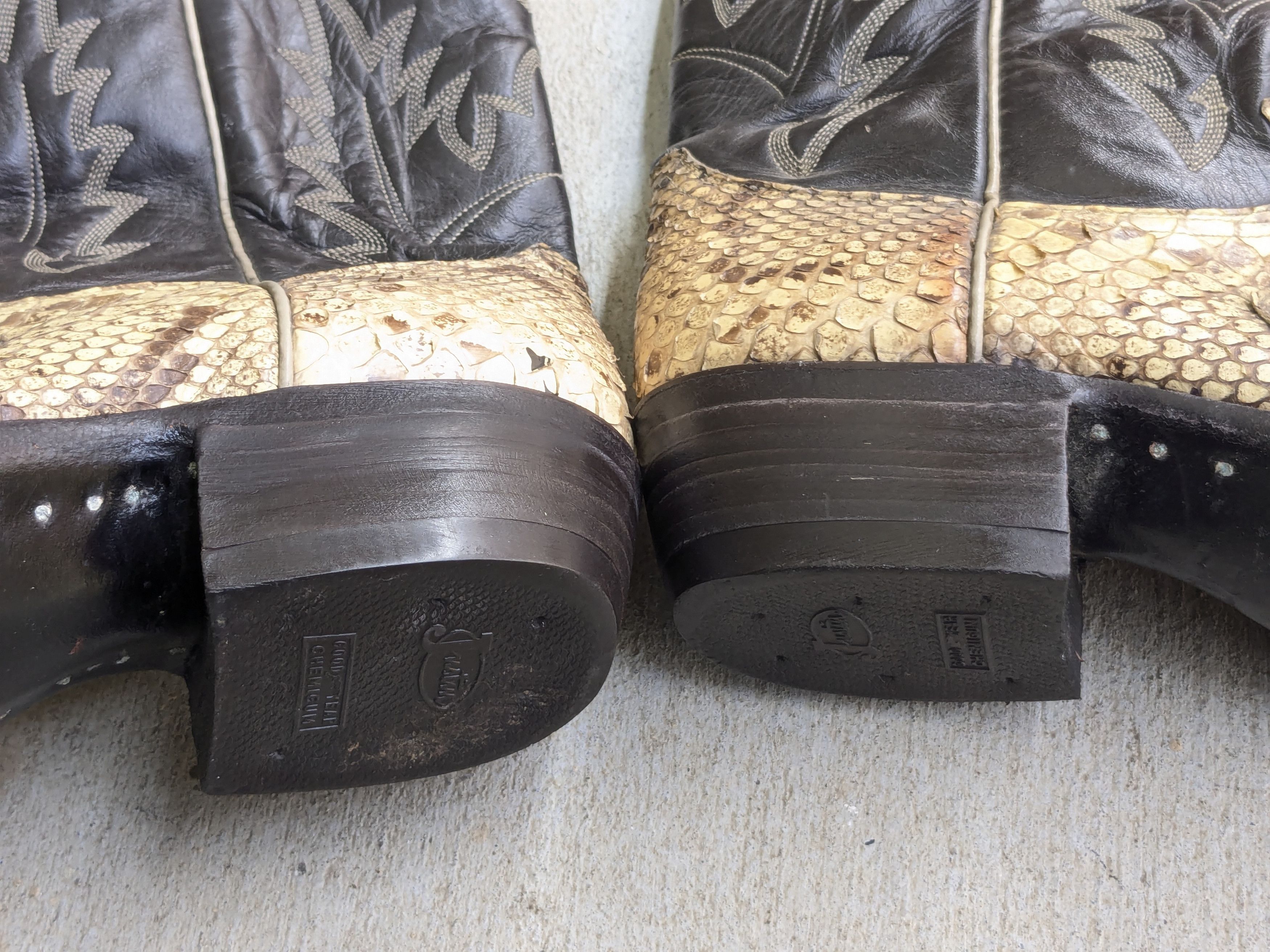 Justin Boots Justin Cowboy Boots Snakeskin Brown 9 D Leather Python Size US 9 / EU 42 - 12 Thumbnail