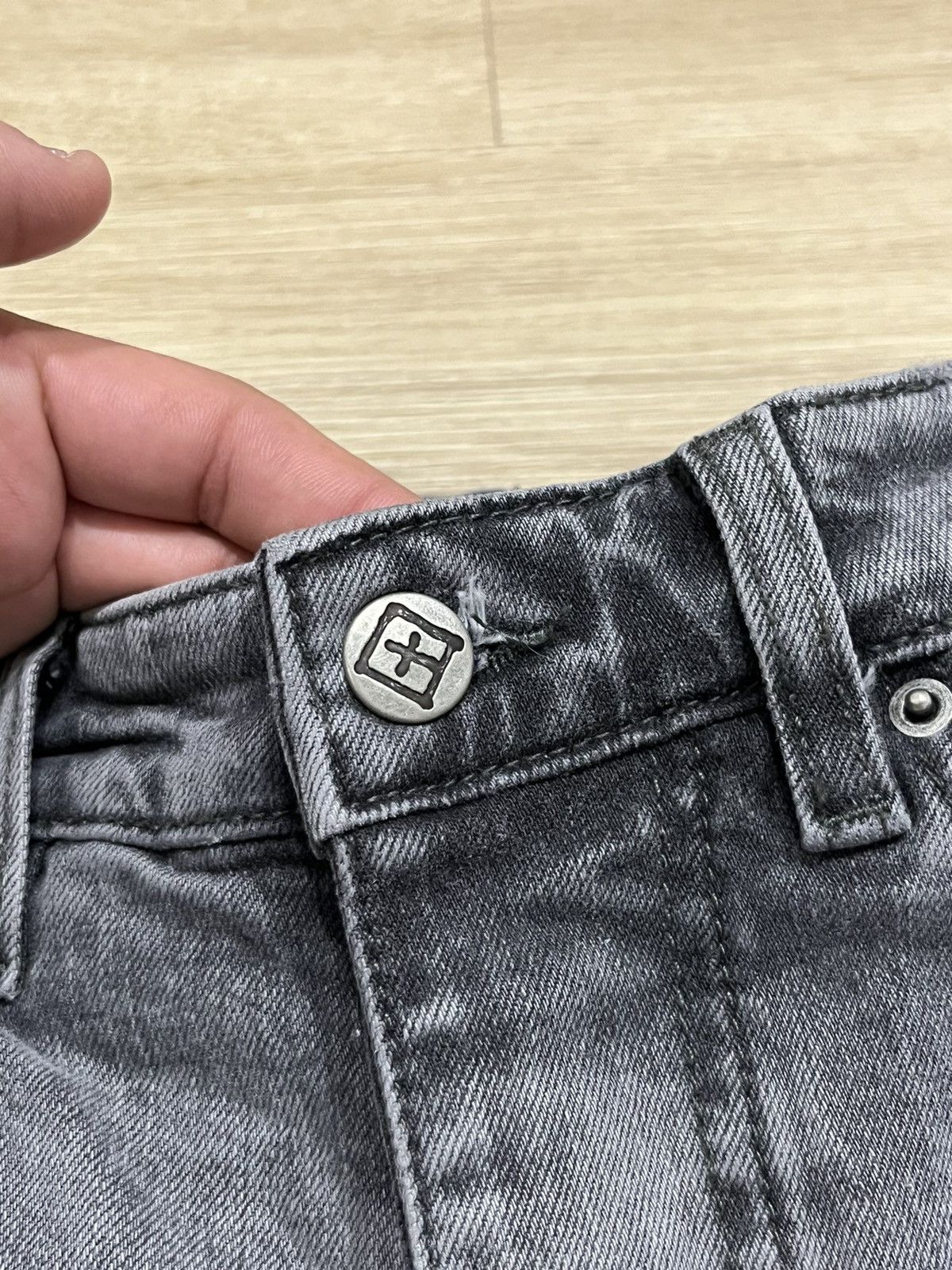 Ksubi Ksubi Jeans Chitch Black Washed Denim Jeans Distressed 29x32 Size US 29 - 4 Thumbnail