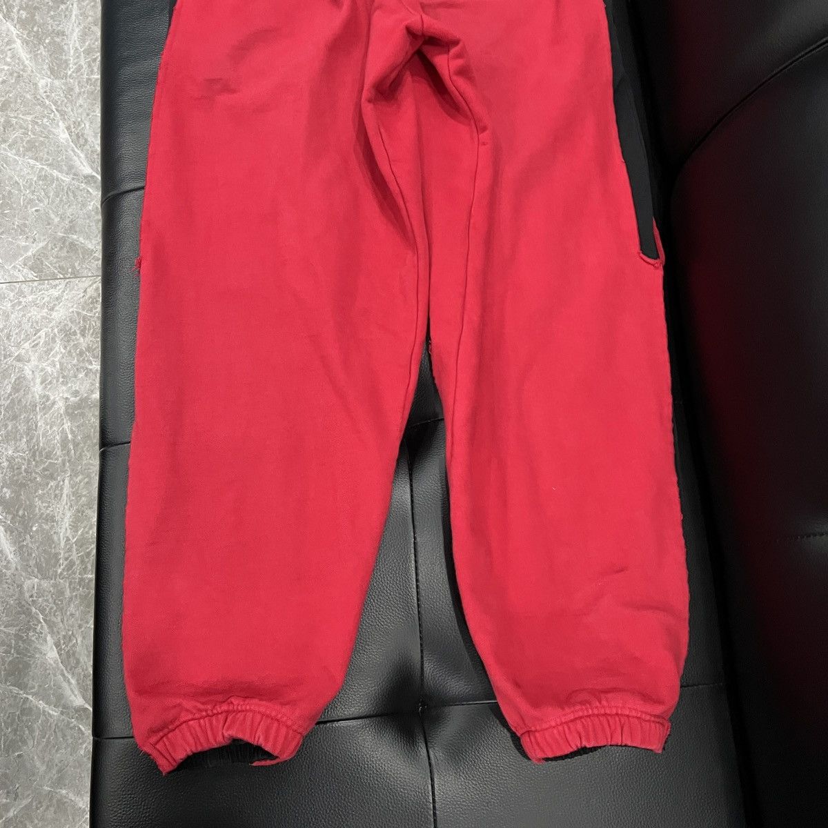 Vetements Vetements SS20 Devanagari Logo Asym Patchwork Jogger Pants Size US 30 / EU 46 - 12 Thumbnail