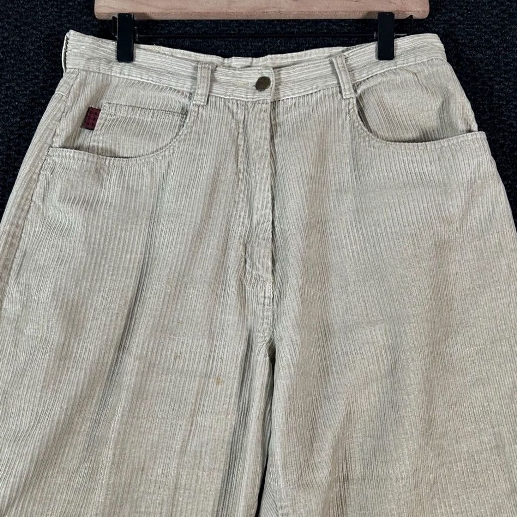 Vintage VINTAGE Woolrich Womens Pants Corduroy Beige High Rise Straight Leg 14 Khakis Jeans Style Populated by Pockets Size 36" / US 14 / IT 50 - 2 Thumbnail