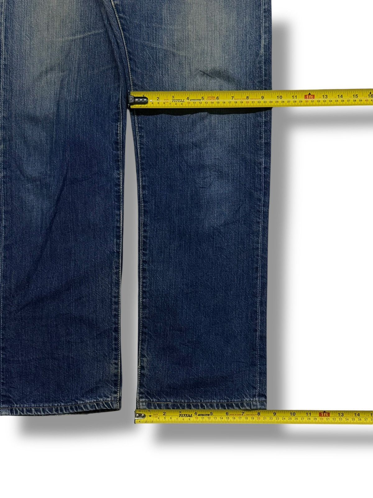 Levi's Vintage 00s Levi’s 501 Japan Market 03501-01 Button 359 |W34 Size US 34 / EU 50 - 21 Thumbnail