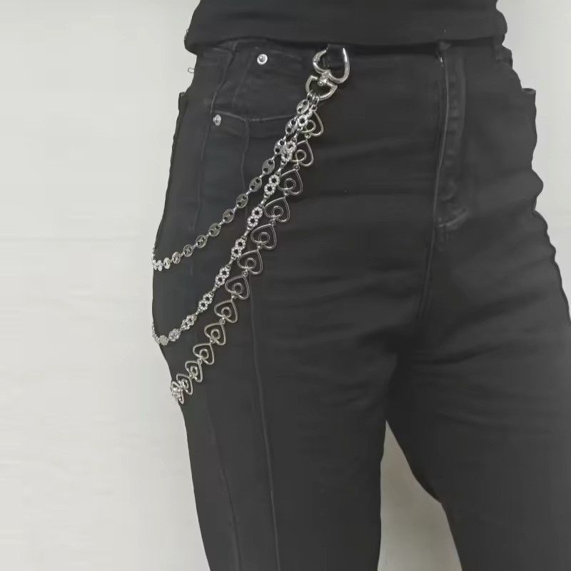 Japanese Brand × Vintage Girl Heart Shaped Rhinestone Keychain Wallet Size ONE SIZE - 2 Thumbnail