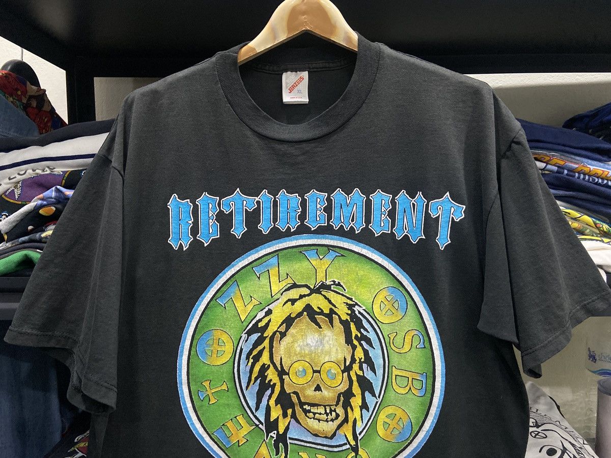 Band Tees Vintage 90s OZZY OSBOURNE Heavy Metal TOUR TShirt Size US XL / EU 56 / 4 - 2 Thumbnail