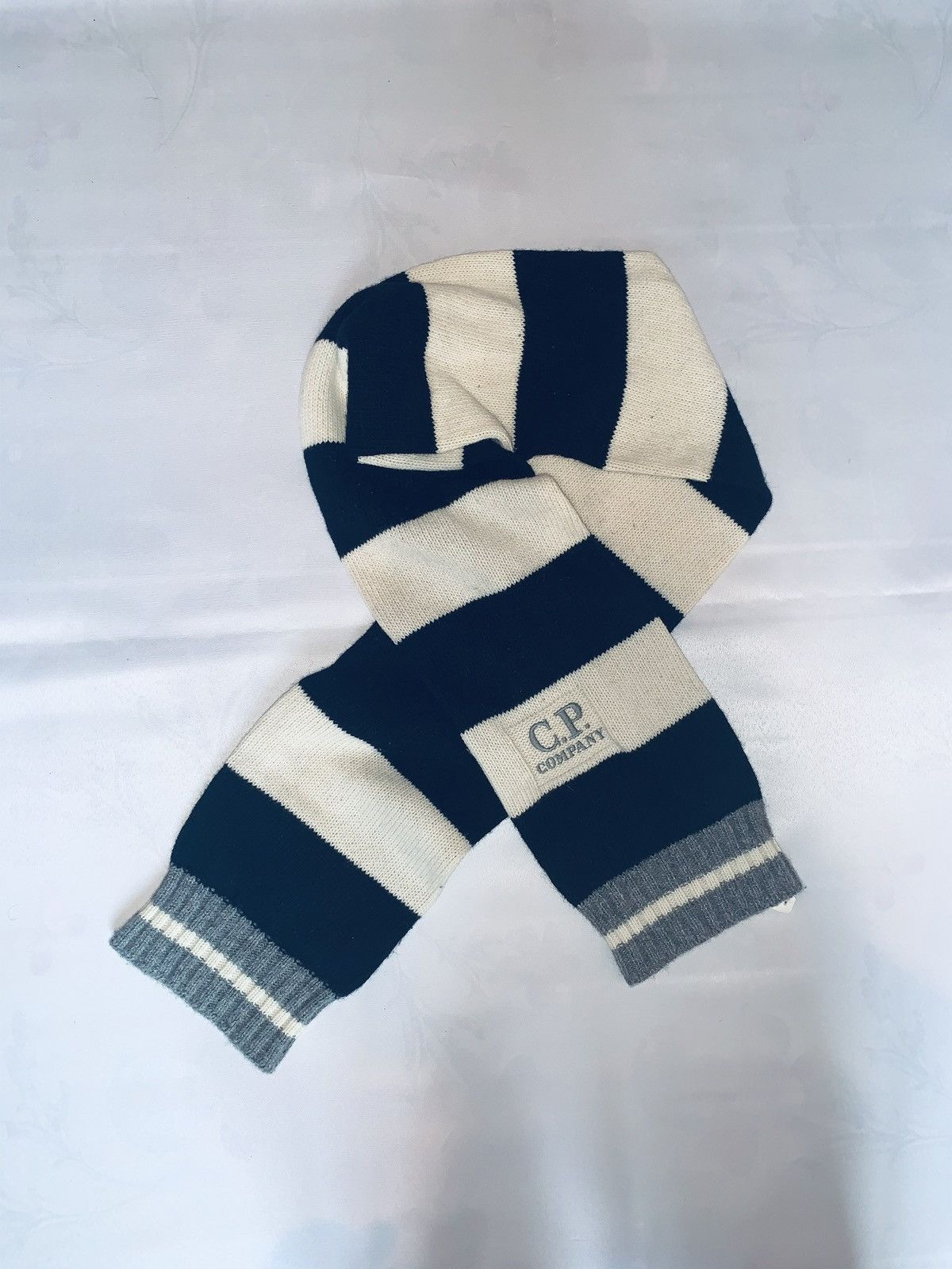 C.P. Company × Vintage C.P. Company Scarf Vintage 2007 Size ONE SIZE - 1 Thumbnail