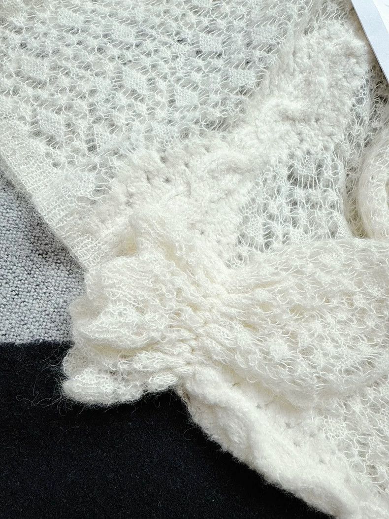 Chanel Chanel 23K White Crochet Lantern Sleeve Top Size M / US 6-8 / IT 42-44 - 5 Thumbnail
