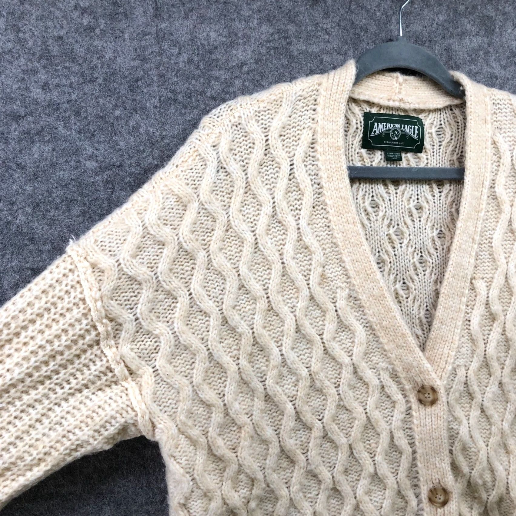 American Eagle Outfitters VINTAGE American Eagle Outfitters Oversized Cardigan Womens XS Fisherman V-Neck Ivory Beige Wool Blend Knit Sweater Size XS / US 0-2 / IT 36-38 - 6 Thumbnail