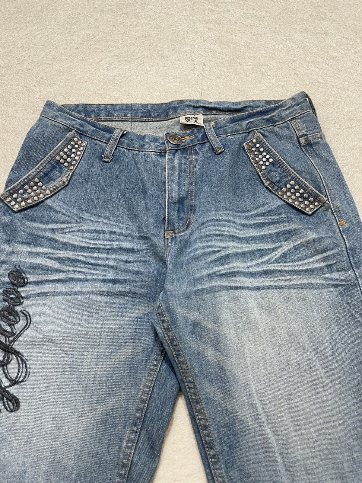 Japanese Brand 2000s Japanese Jorts Studed Denim Embroidered Y2K If6was9 Size US 34 / EU 50 - 2 Thumbnail