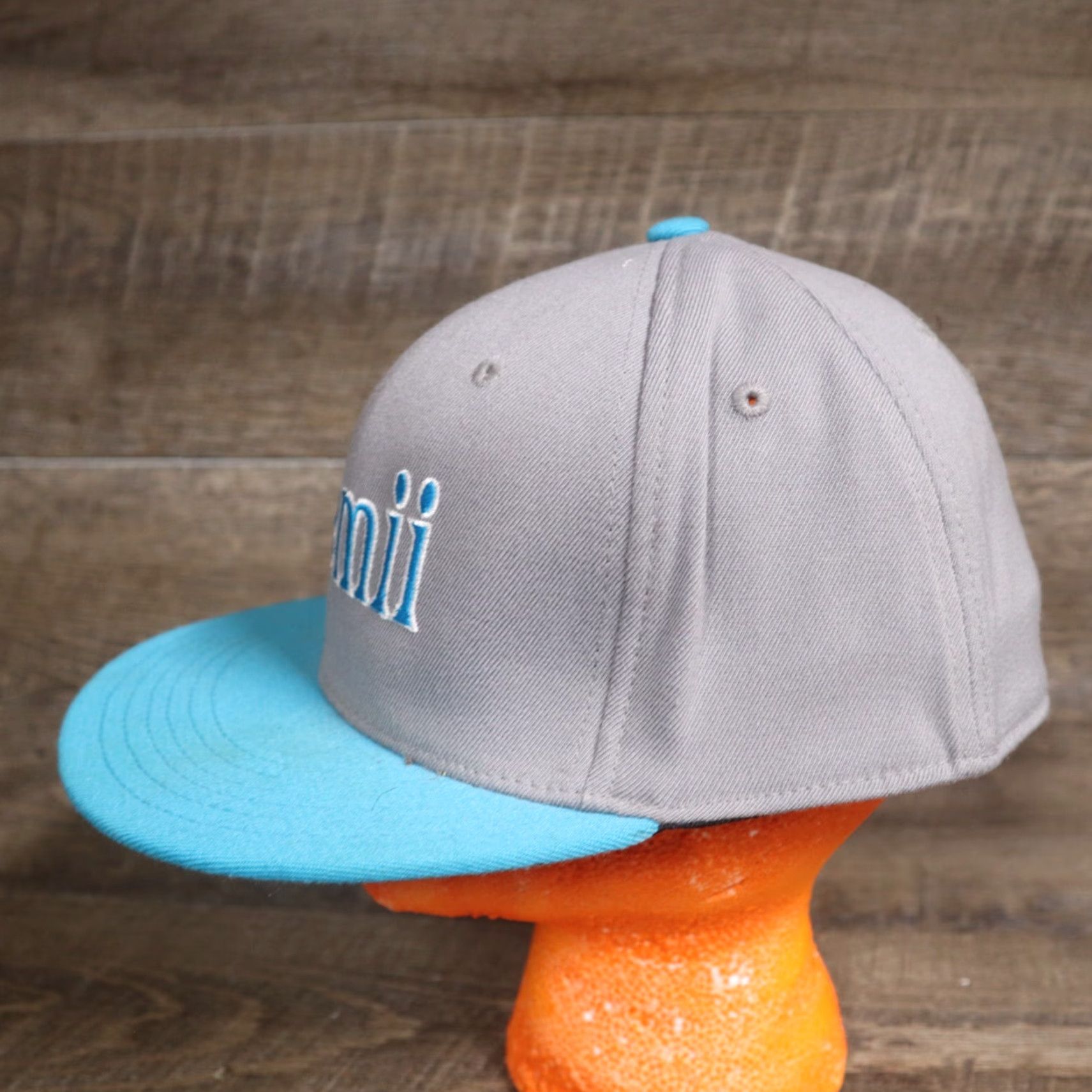 Lids LIDS Hat Baseball Cap Gray Adult 7 1/4 Adjustable Cotton Canvas Casual, Travel, Workwear Mens Size ONE SIZE - 5 Thumbnail