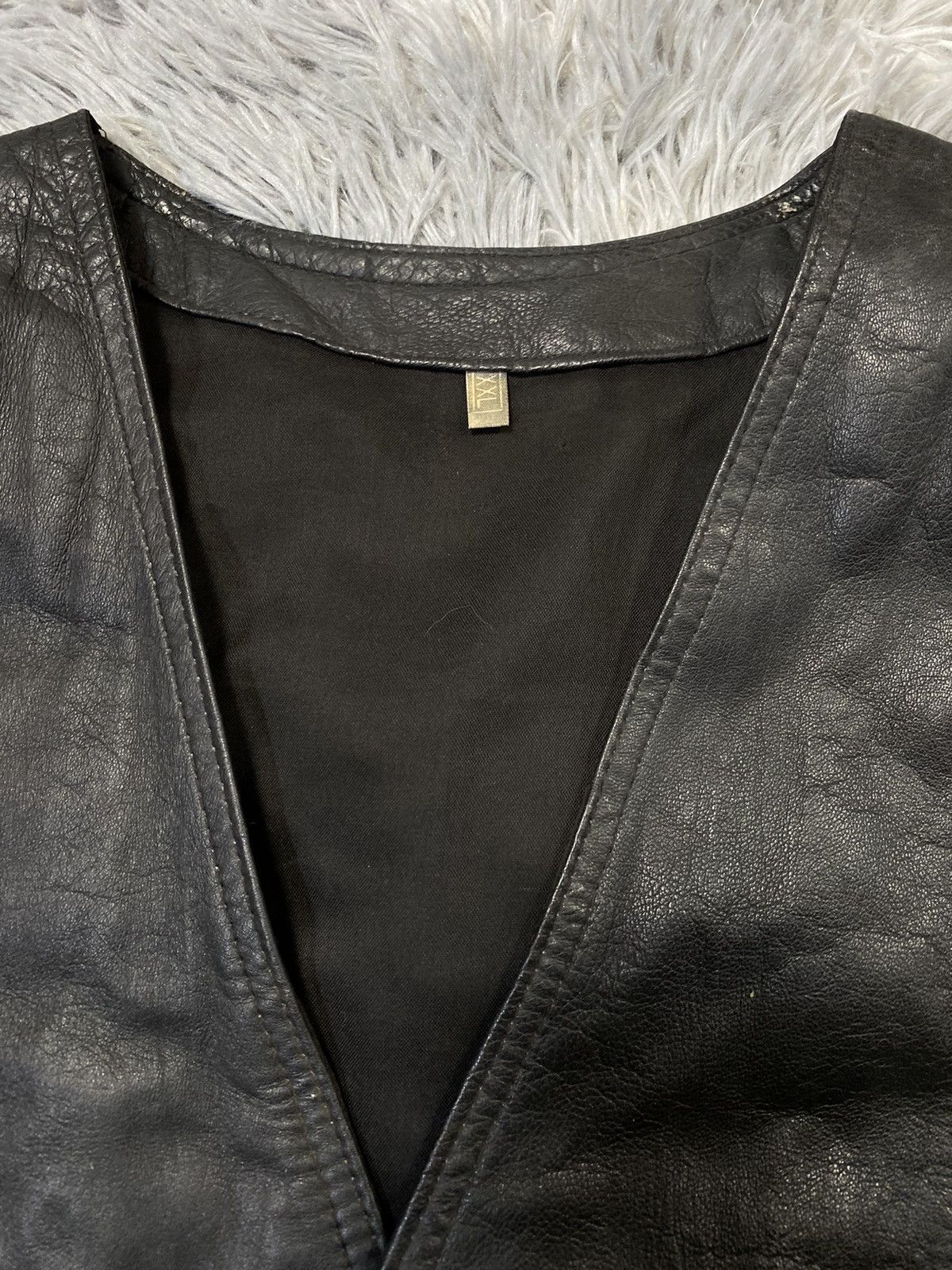 Leather Vintage Black Leather Vest Japanese Brand Size 50L - 2 Thumbnail