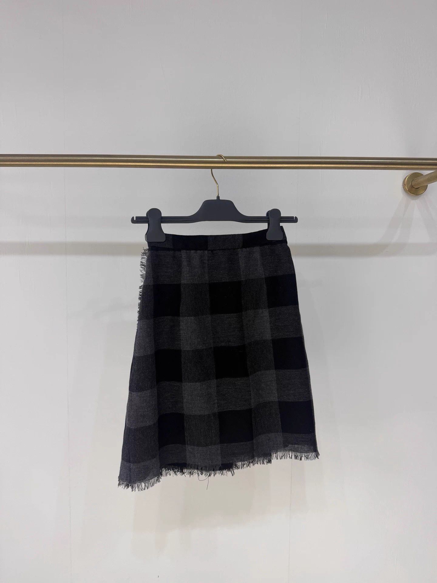 Dior Dior Black & Gray Plaid Tassel Pleated Skirt FR34 Size 25" / US 0 / IT 36 - 4 Thumbnail
