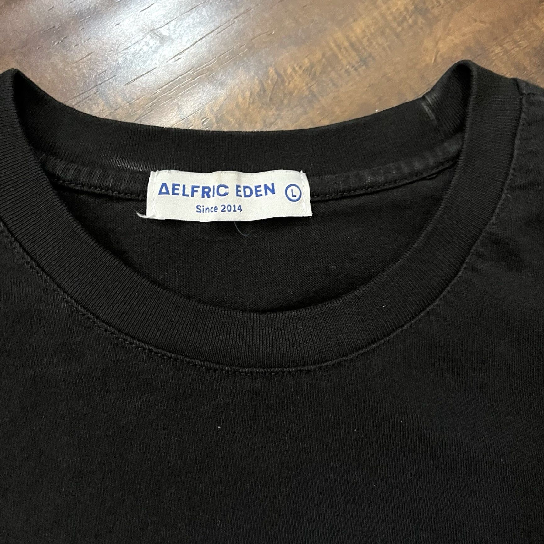 Vintage VINTAGE Aelfric Eden Gas Mask T-Shirt Mens Large Black Oversized Double Sided RARE Size US L / EU 52-54 / 3 - 6 Thumbnail