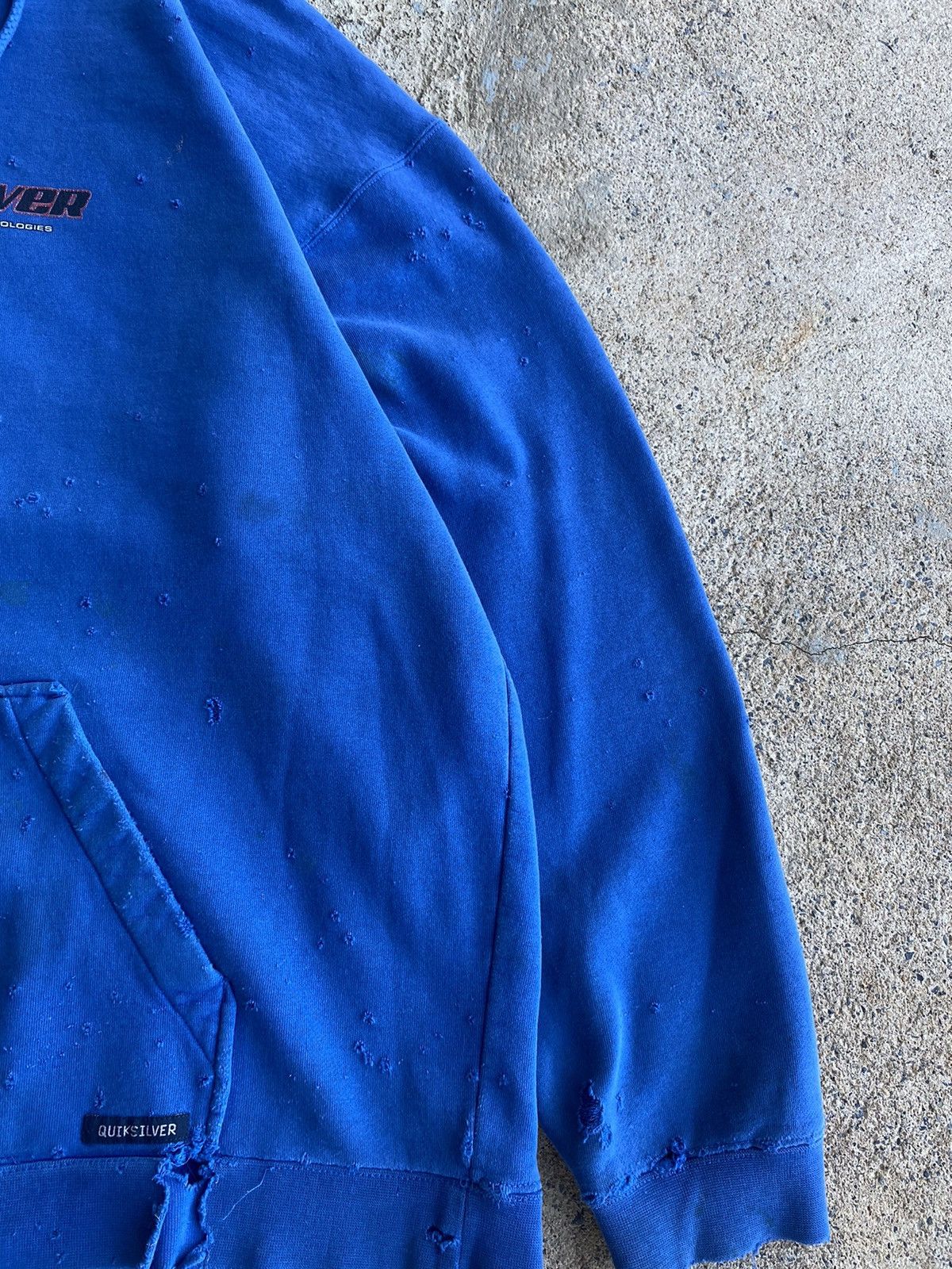 Quiksilver × Vintage Vintage Y2K Quiksilver Unique Distressed Essential Hoodie Size US L / EU 52-54 / 3 - 7 Thumbnail