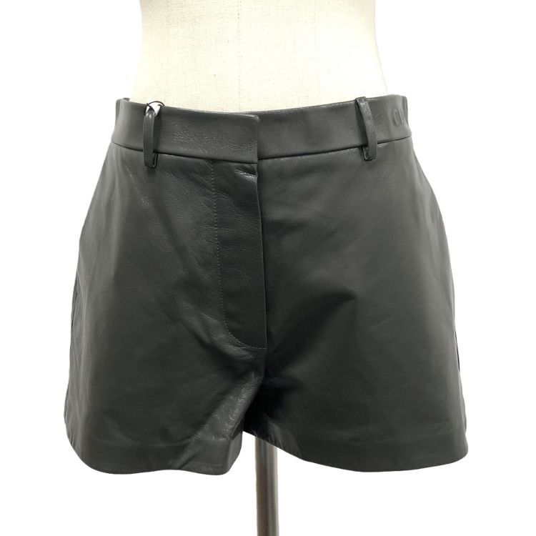 Gucci Gucci Leather Shorts Size 40 Size 27" / US 4 / IT 40 - 1 Thumbnail