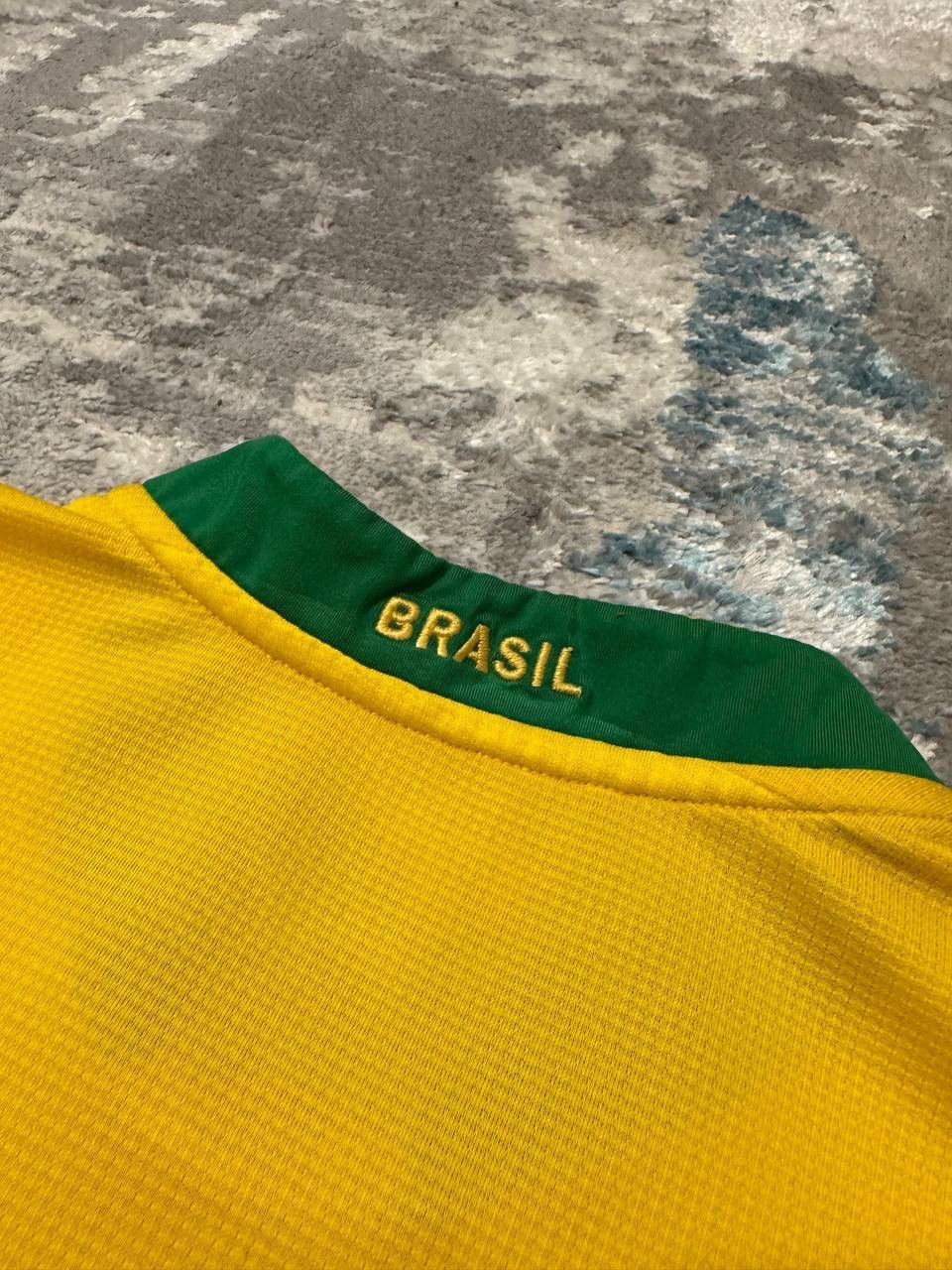 Vintage Vintage Brazil #10 National Team Jersey | CBF Nike Size US L / EU 52-54 / 3 - 14 Thumbnail