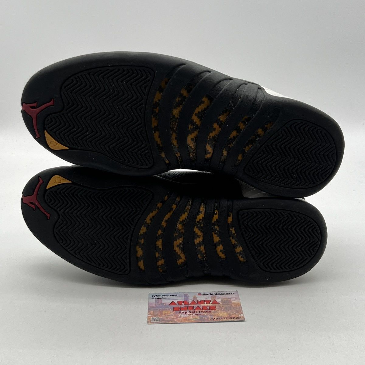 Jordan Brand Air jordan 12 low taxi Size US 10.5 / EU 43-44 - 8 Thumbnail
