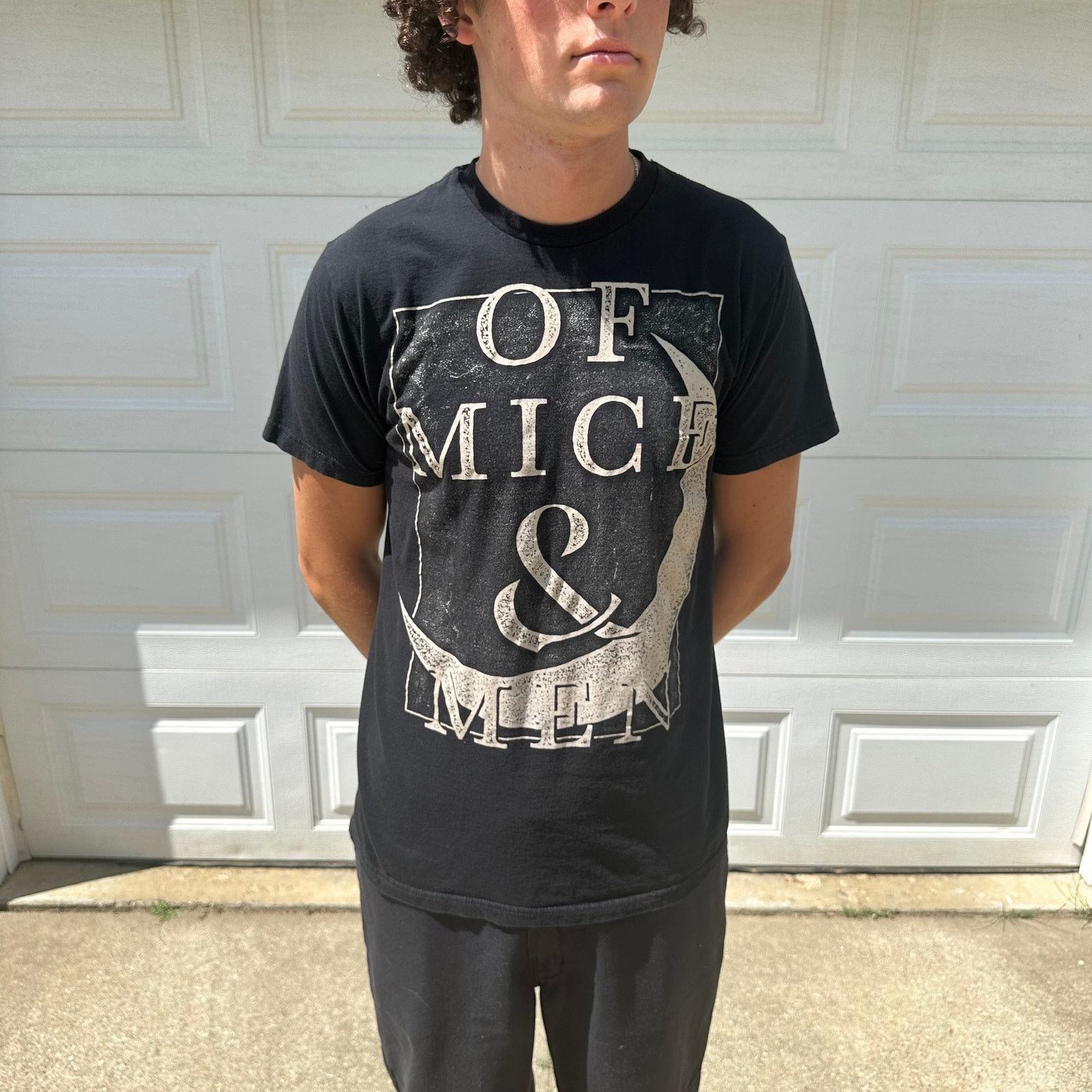 Vintage Vintage Y2K Men's Bay Island Of Mice And Men Band Tee Size L Size US L / EU 52-54 / 3 - 1 Thumbnail