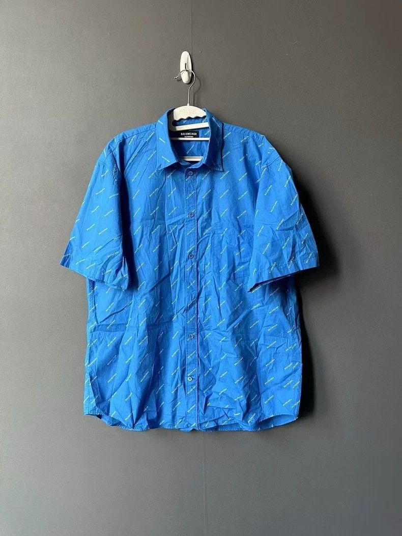 Balenciaga Balenciaga size 39 Blue bullet screen short-sleeved shirt Size US M / EU 48-50 / 2 - 1 Thumbnail