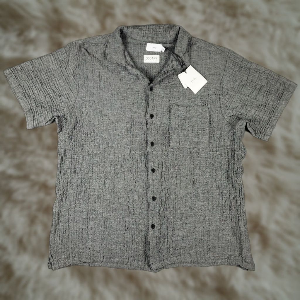 Onia Onia Shirt Mens XL Gray Camp Collar Button Up Short Sleeve Size US XL / EU 56 / 4 - 1 Thumbnail