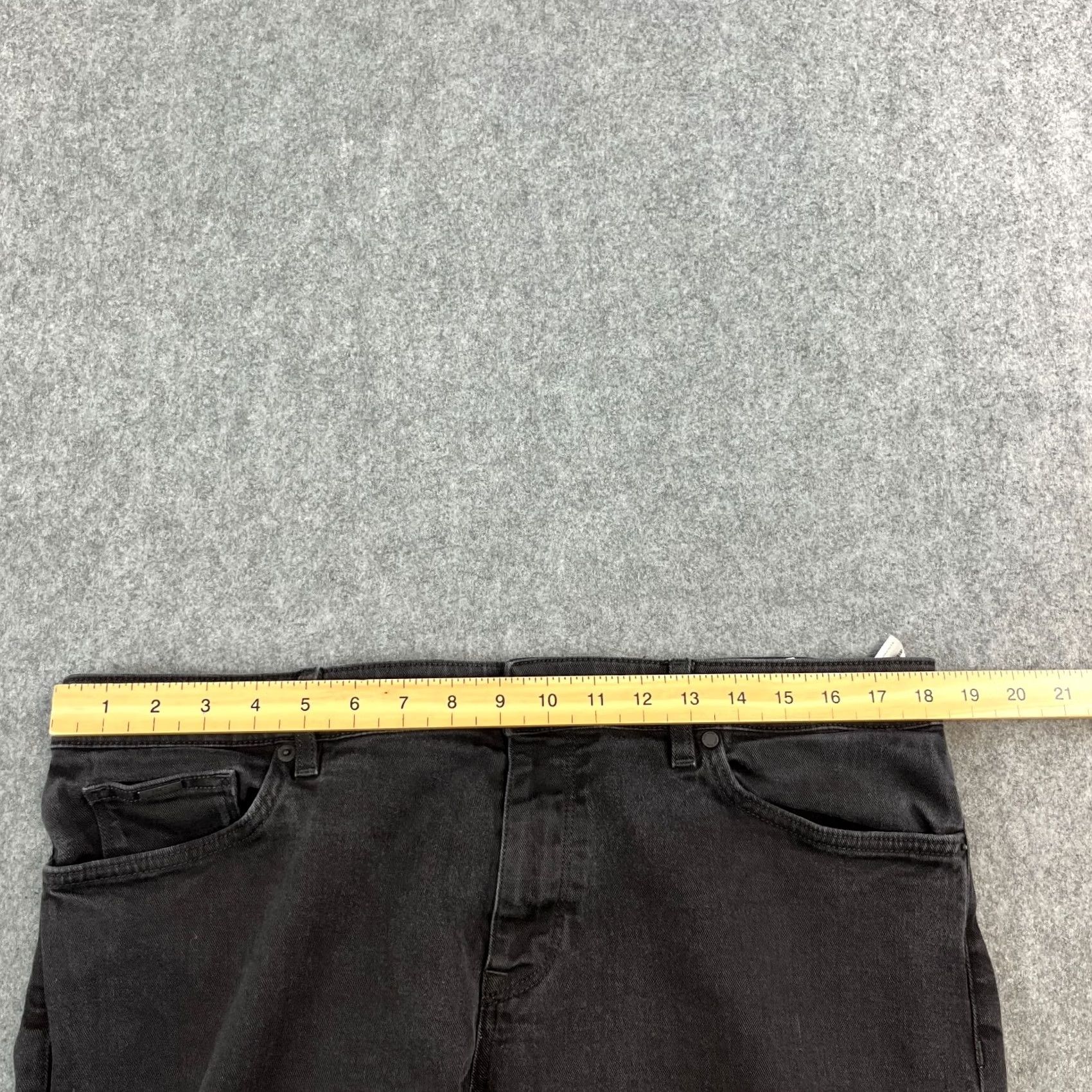 Hugo Boss HUGO BOSS Jeans Regular Tapered 38 32 Dark Wash Black Stretch Maine 3 Mens"} Size US 38 / EU 54 - 6 Thumbnail
