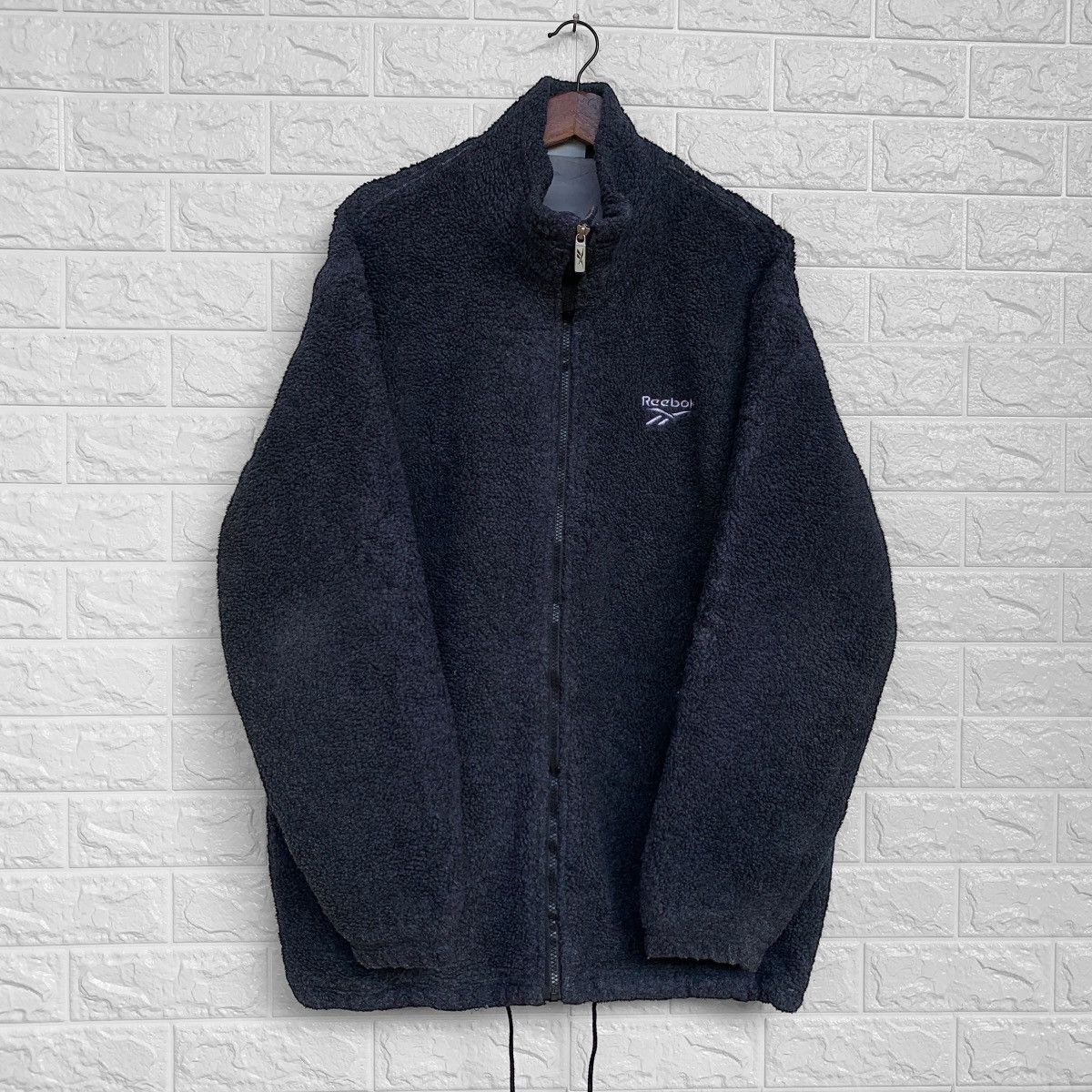 Reebok × Vintage Vintage Reebok Fleece Jacket Embroidered Logo Size US L / EU 52-54 / 3 - 3 Thumbnail