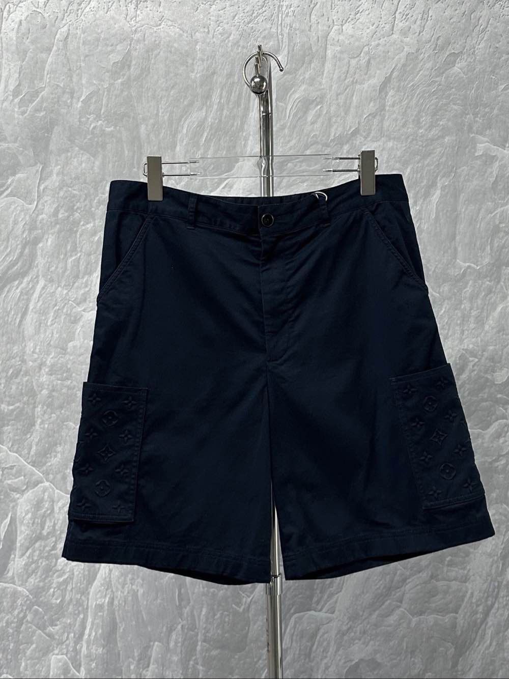 Louis Vuitton Louis Vuitton Monogram Pocket Shorts Size 50 Size US 34 / EU 50 - 1 Thumbnail