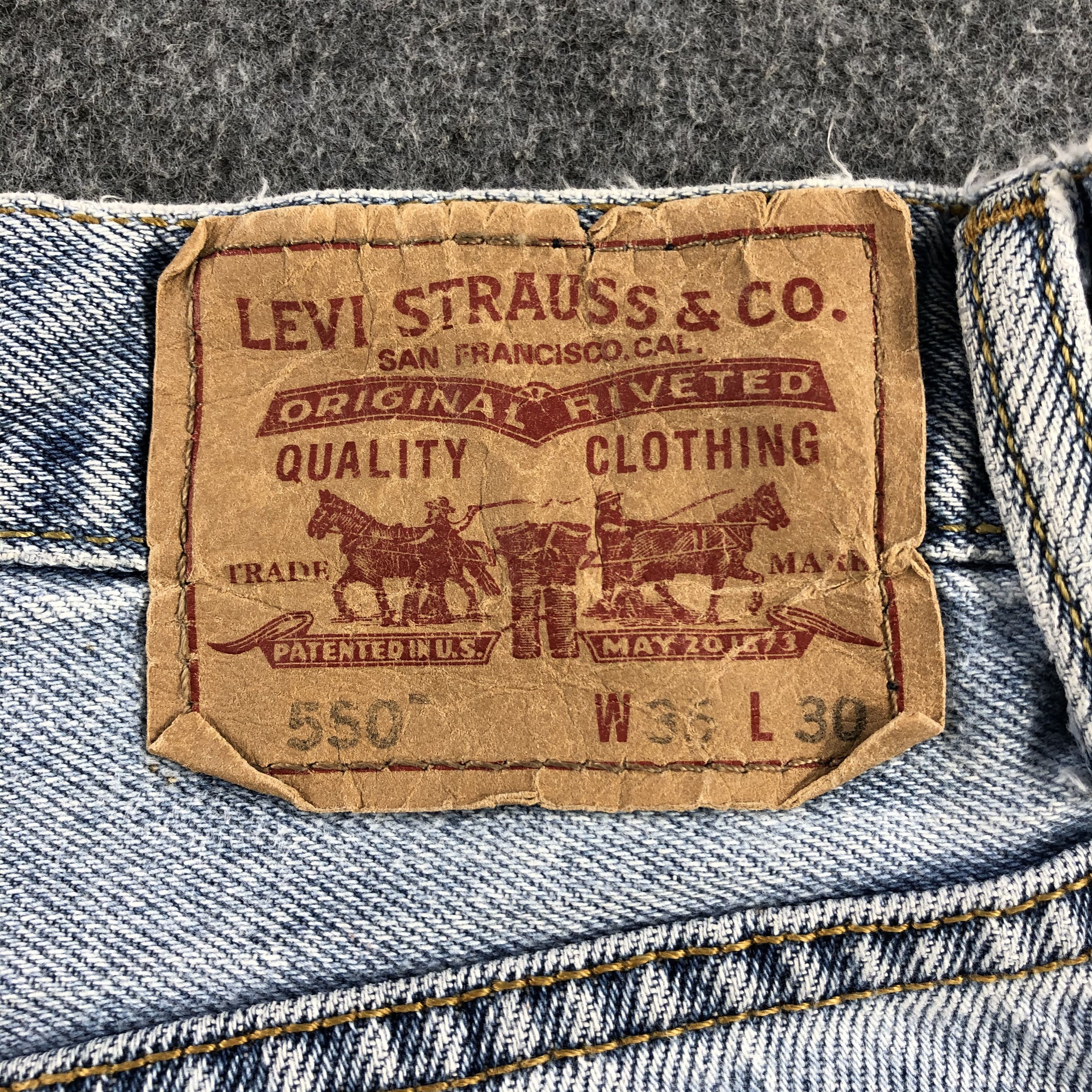 Levi's Vintage Light Wash Levis 550 Jeans-J2297 Size US 35 - 5 Thumbnail