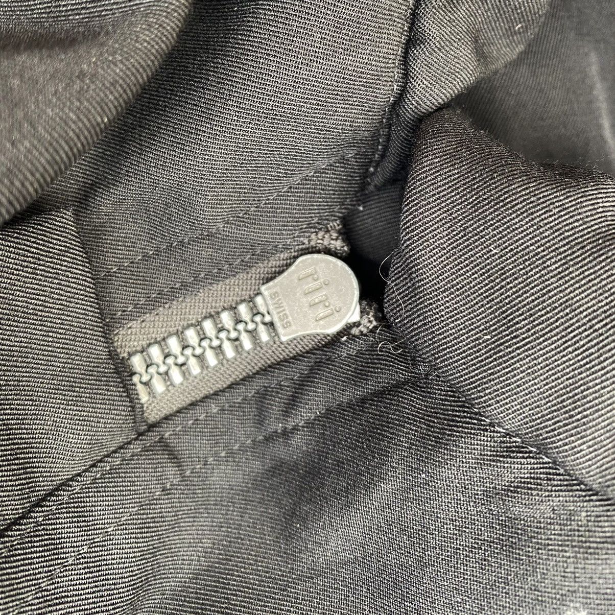 Yohji Yamamoto Vintage Fall95 Wool Gabardine Shrunken Collar Bomber Size US S / EU 44-46 / 1 - 8 Thumbnail
