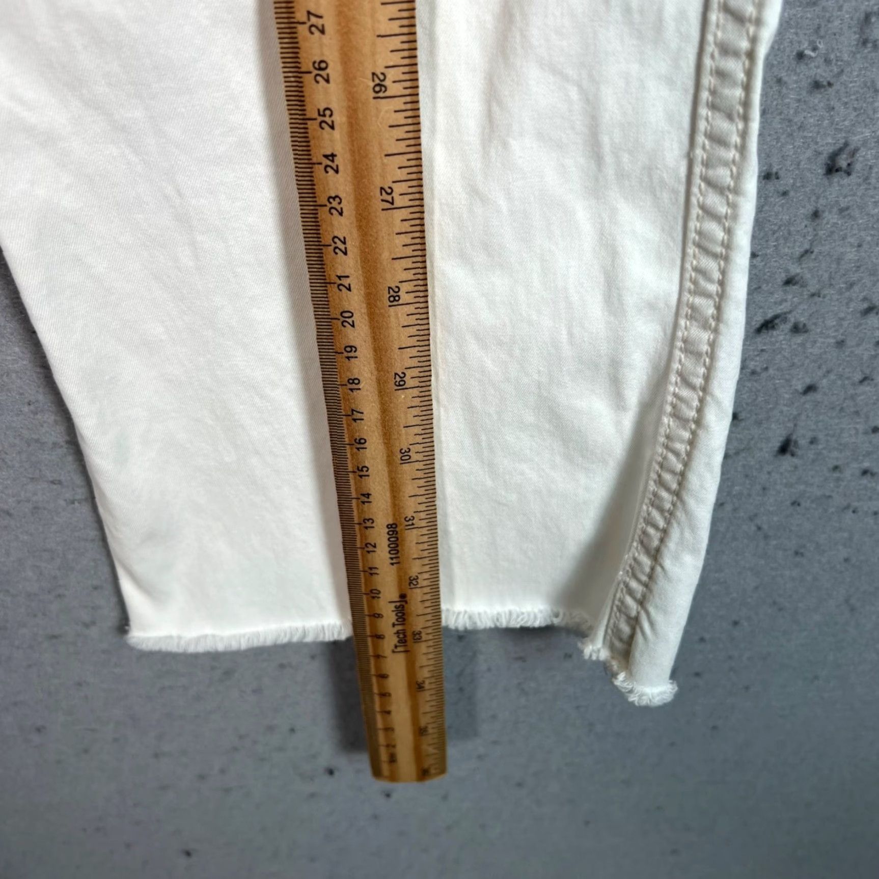 Gap Gap Women Pants - Cropped Straight Leg, Low Rise, White, Size 4, Stretch Cotton Spandex, Casual Summer/Air, 30in Waist, Gap Brand Size 27" / US 4 / IT 40 - 5 Thumbnail
