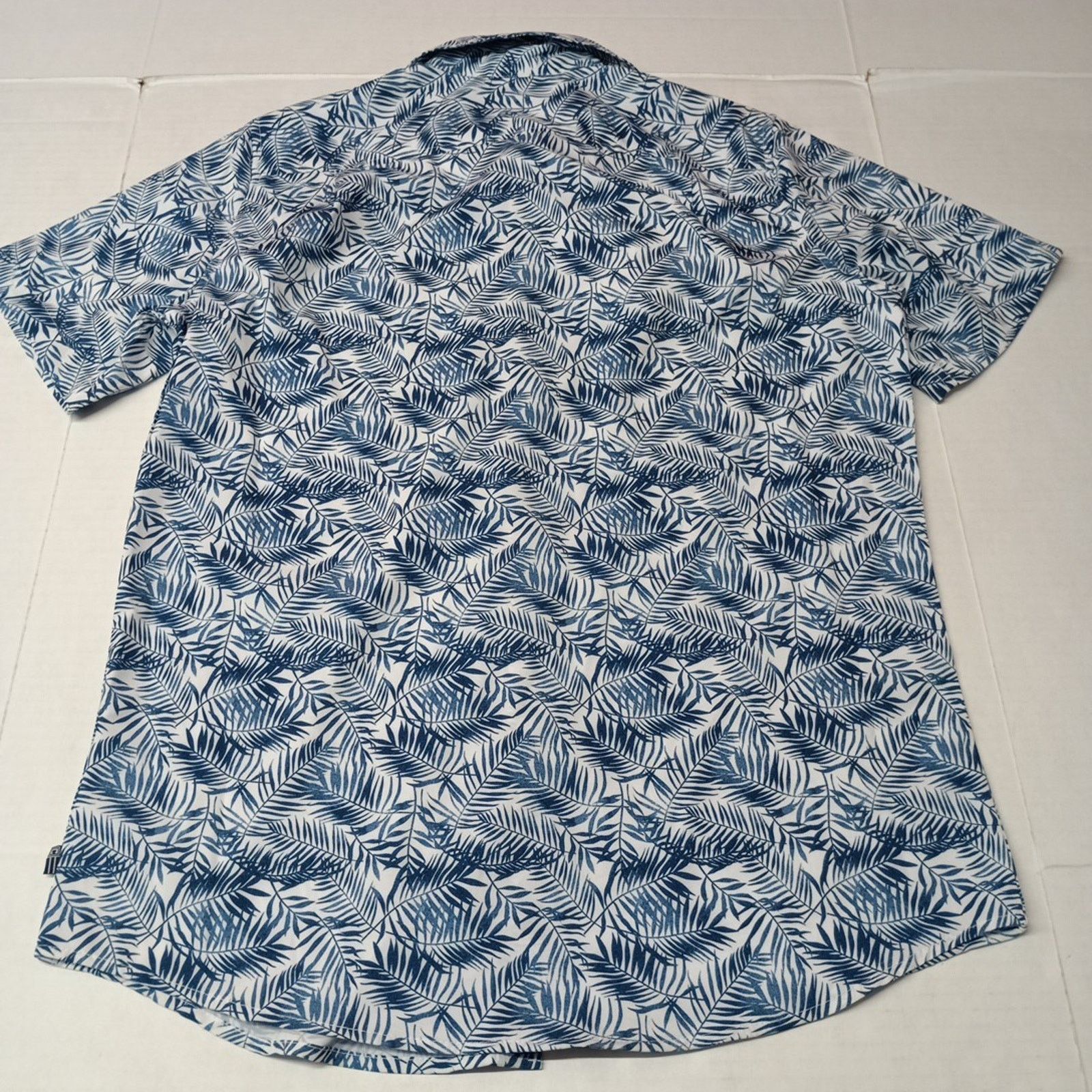 Chaps Chaps Everyday Performance Woven Shirt Men's S Blue Floral Size US S / EU 44-46 / 1 - 8 Thumbnail