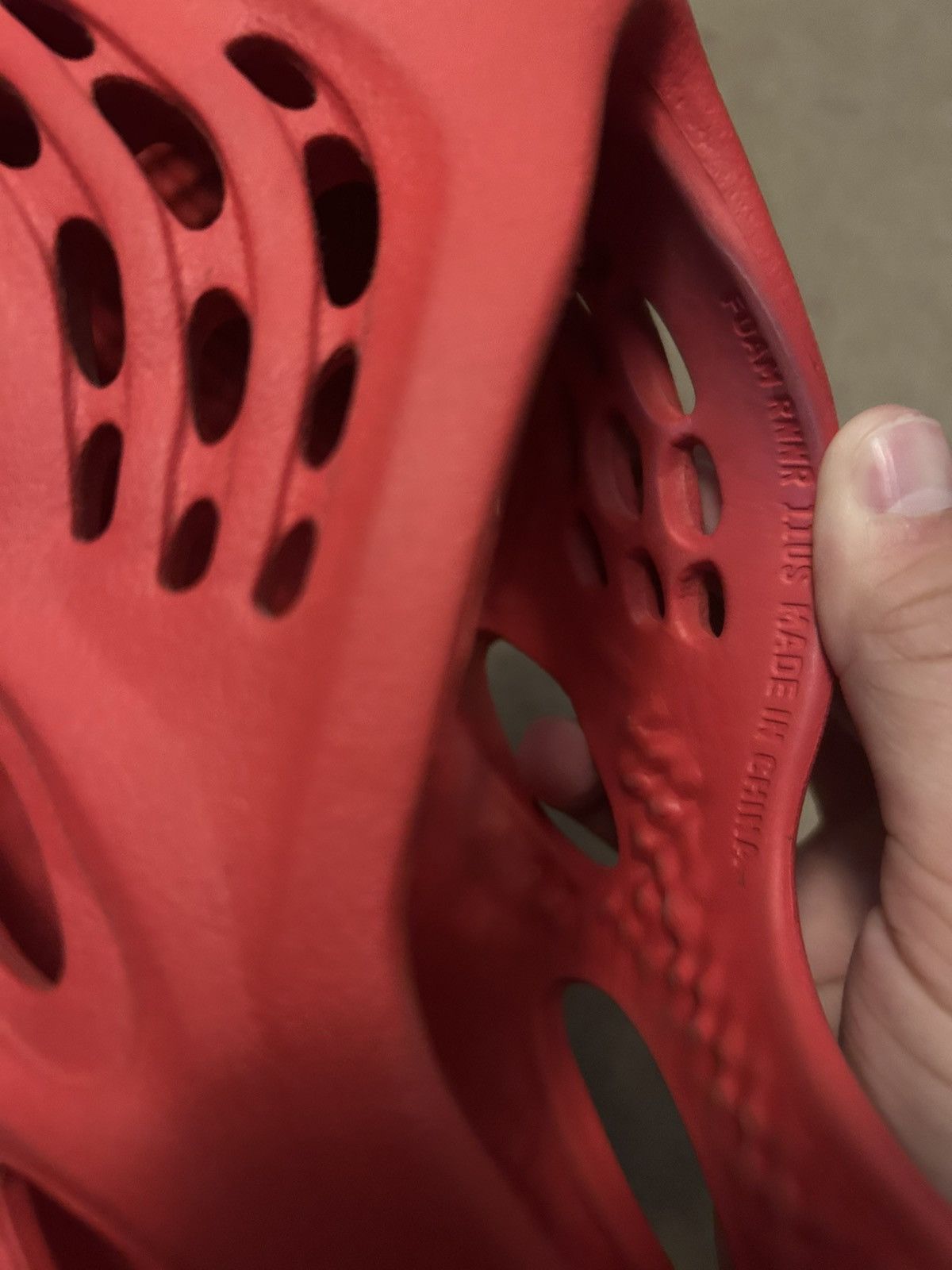 Kanye West Yeezy Foam Runners vermillion Size US 11 / EU 44 - 4 Thumbnail