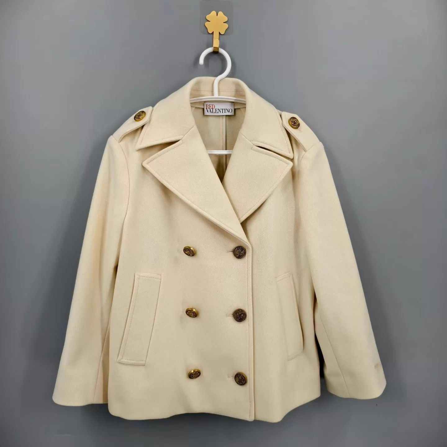 RED Valentino Red Valentino Ivory Wool Jacket Women's 42 99 Size M / US 6-8 / IT 42-44 - 1 Thumbnail