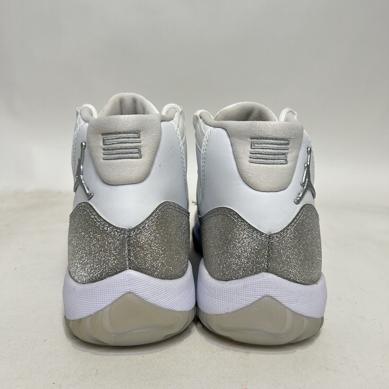 Nike Nike Air Jordan 11 Retro WMNS “White Metallic Sliver” 2024 Size US 8 / IT 38 - 5 Thumbnail