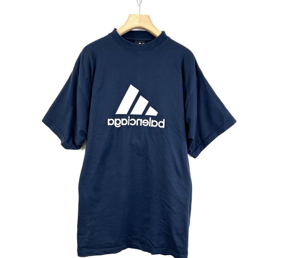 Balenciaga Balenciaga x Adidas Navy Short Sleeve T-Shirt K12 Size US M / EU 48-50 / 2 - 3 Thumbnail