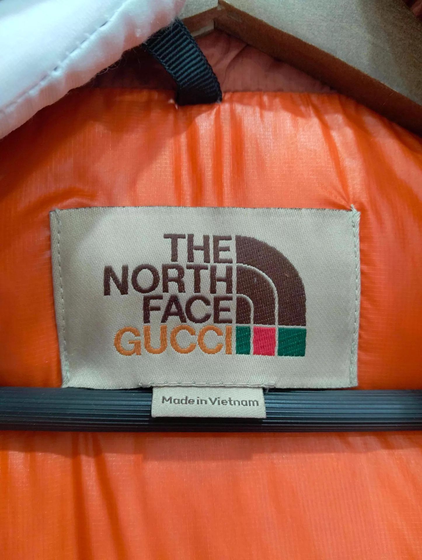 Gucci GUCCI x TNF Logo Patch Zip-Up Down Vest L Size L / US 10 / IT 46 - 3 Thumbnail