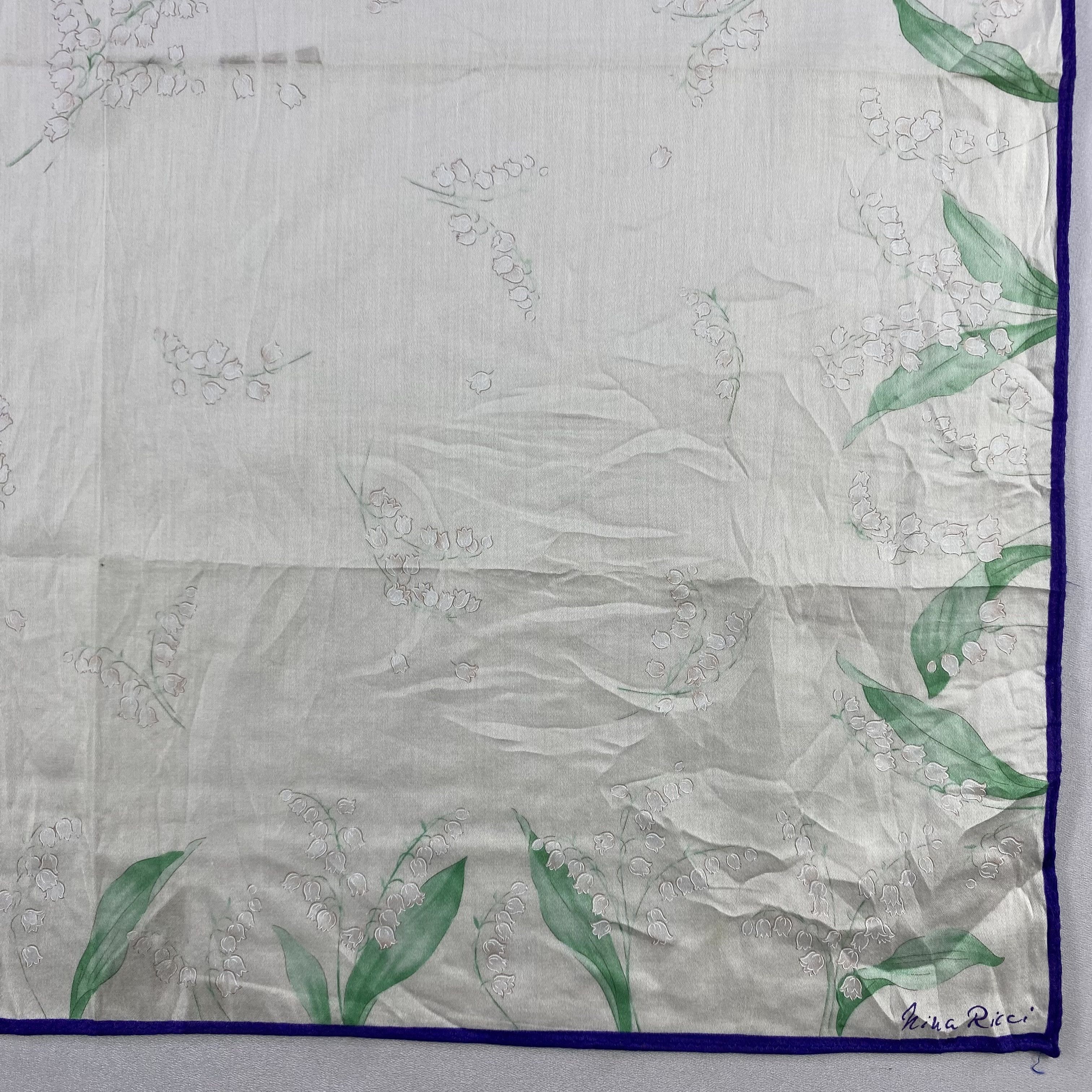 Vintage NIna Ricci Bandana/ Handkerchief / Neckerchief Size ONE SIZE - 3 Thumbnail