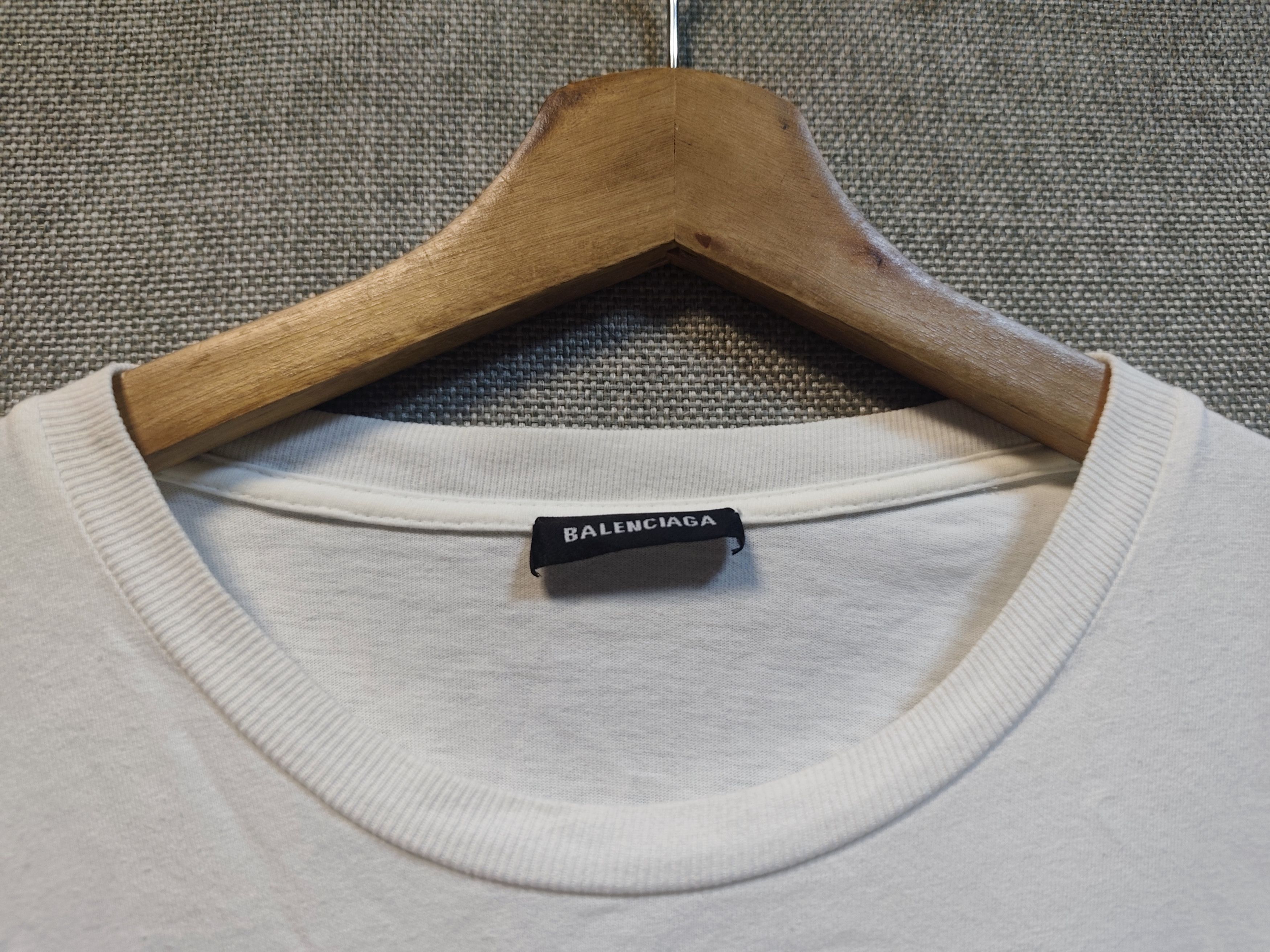 Balenciaga Balenciaga Lipstick Tee Size US L / EU 52-54 / 3 - 5 Thumbnail