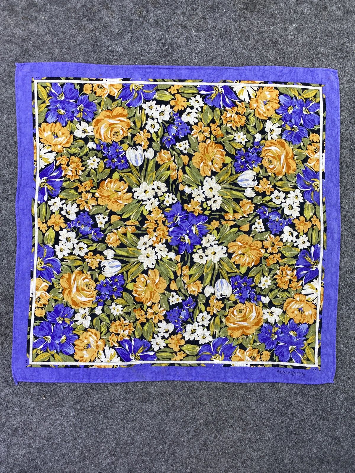 Vintage × Yves Saint Laurent Yves Saint Laurent Handkerchief / Bandana / Neckerchief-B292 Size ONE SIZE - 3 Thumbnail