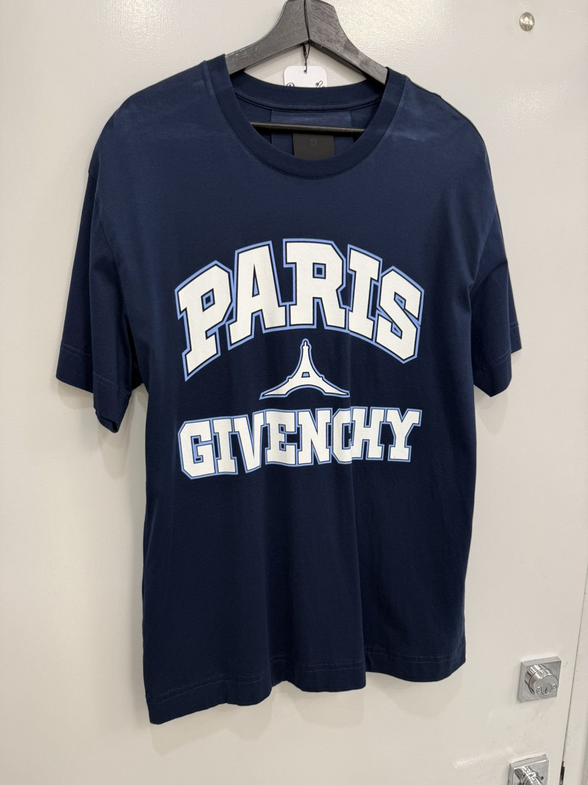 Givenchy Givenchy Paris Navy Blue T-Shirt Size US M / EU 48-50 / 2 - 2 Thumbnail