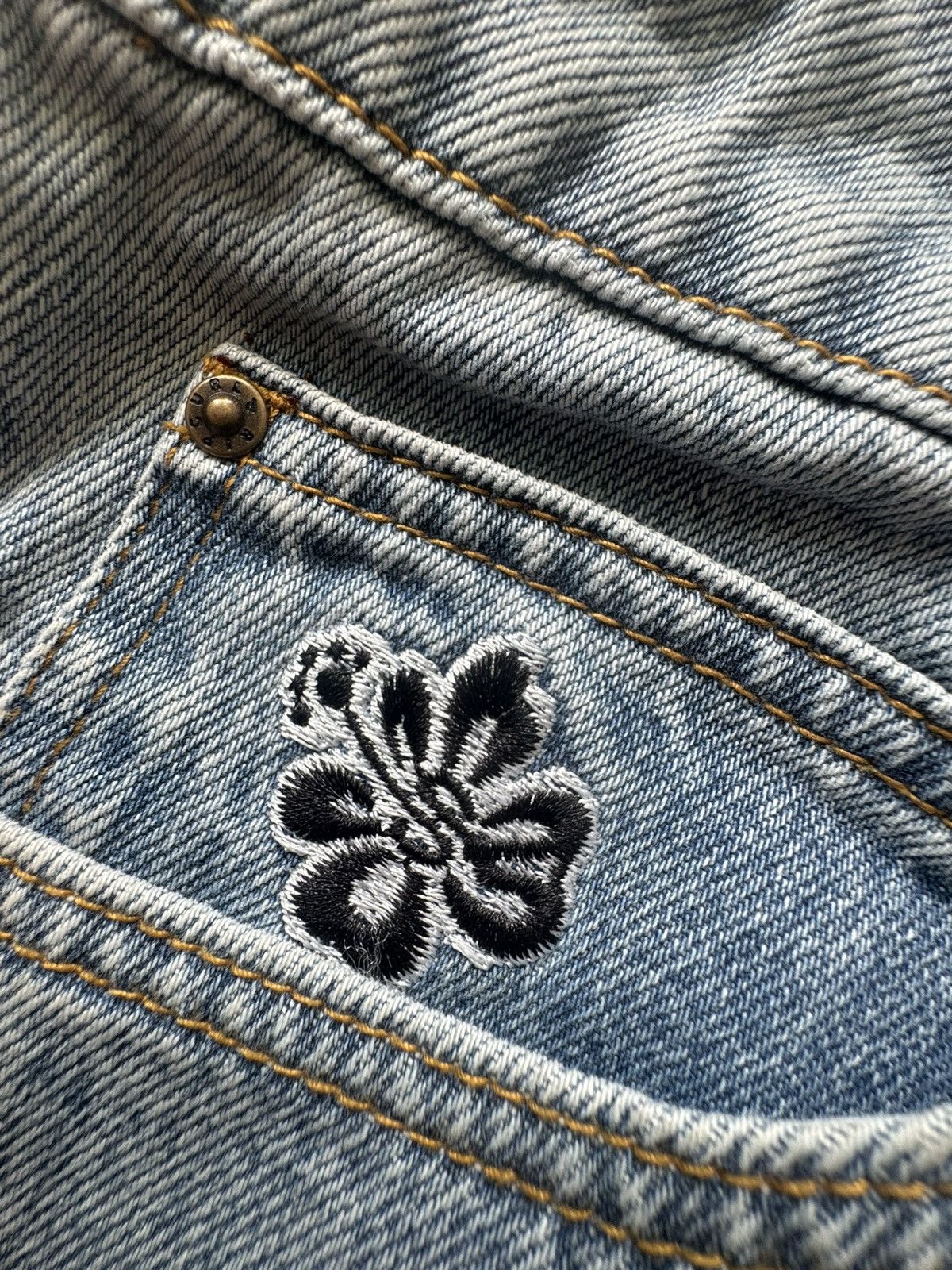 Ripcurl Lightwash Ripcurl Jorts Size US 34 / EU 50 - 3 Thumbnail