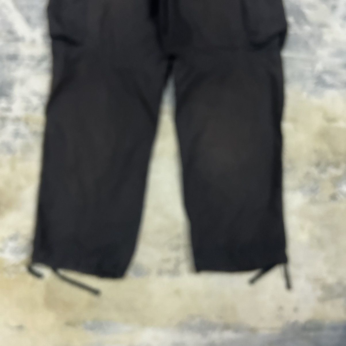 Japanese Brand × Uniqlo Japanese Uniqlo Baggy Parachute Cargo Pants Size US 31 - 7 Thumbnail