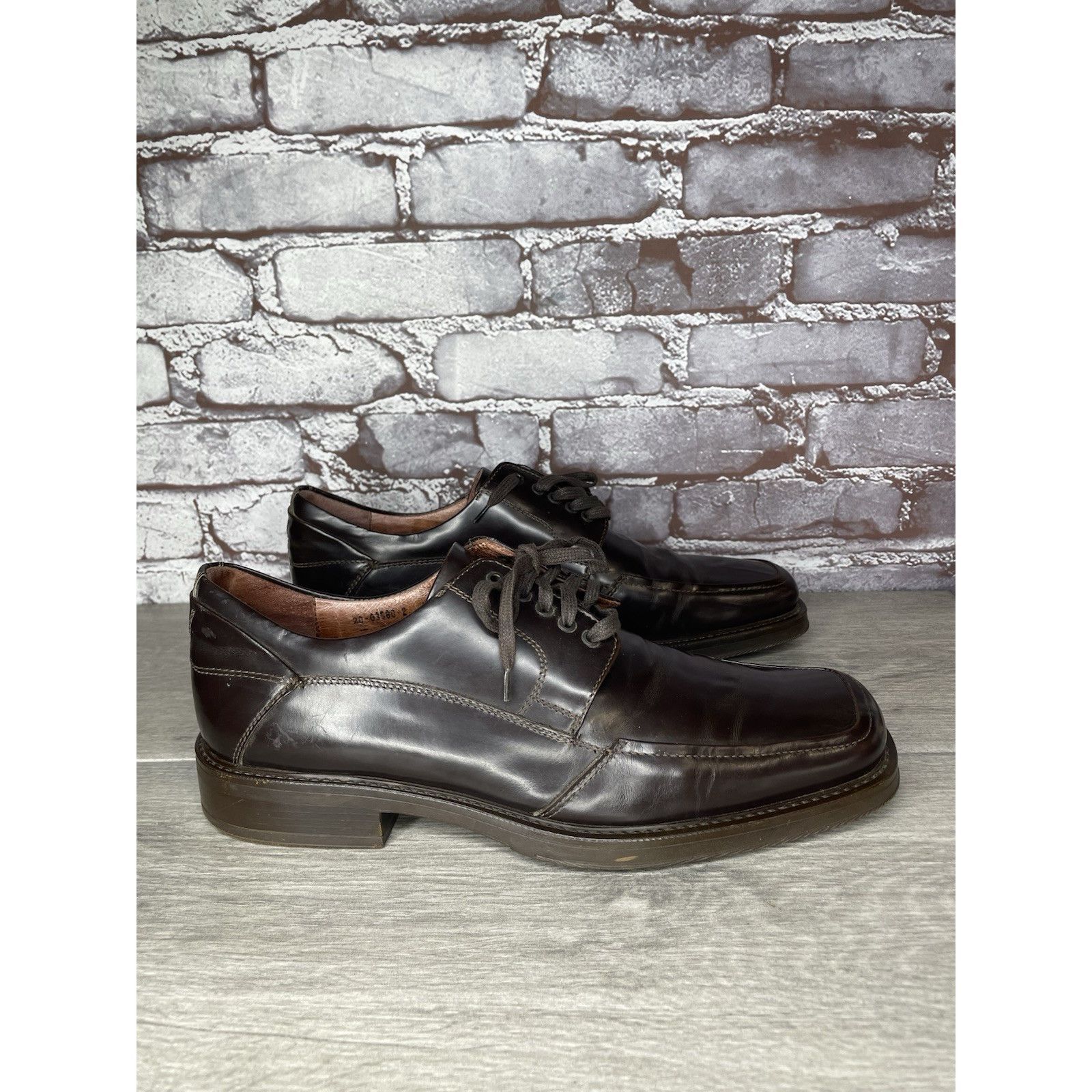 Johnston & Murphy Johnston & Murphy Handcrafted Italy Brown Square Oxfords Sho Size US 9.5 / EU 42-43 - 5 Thumbnail