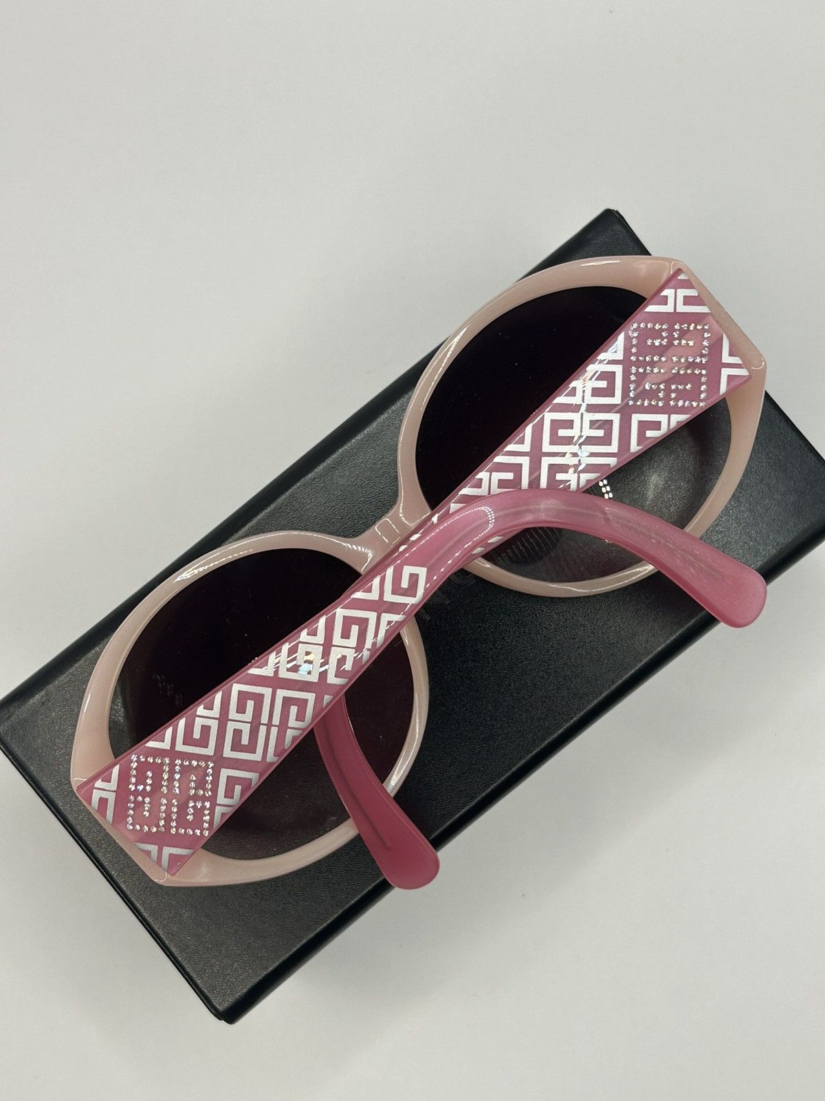 Givenchy Givenchy Sunglasses SGV617S Size ONE SIZE - 6 Thumbnail